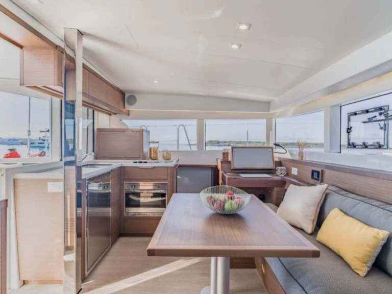 Location bateau Lefkáda pas cher Lagoon 40