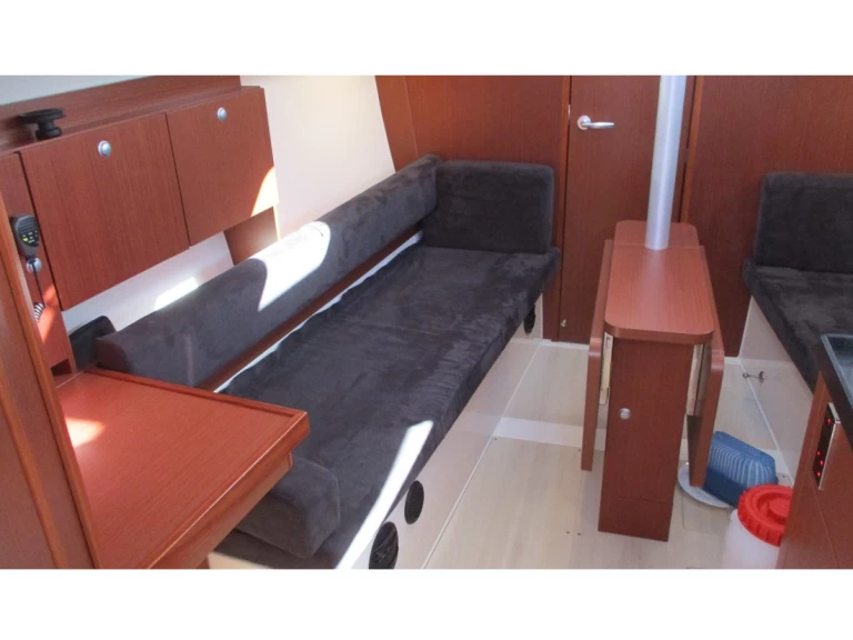 Louez un Hanse Hanse 315 à Altefähr