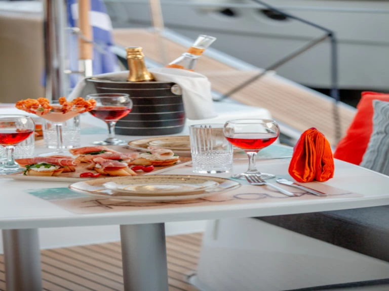 Location à Álimos - Lagoon Lagoon 46 sur SamBoat