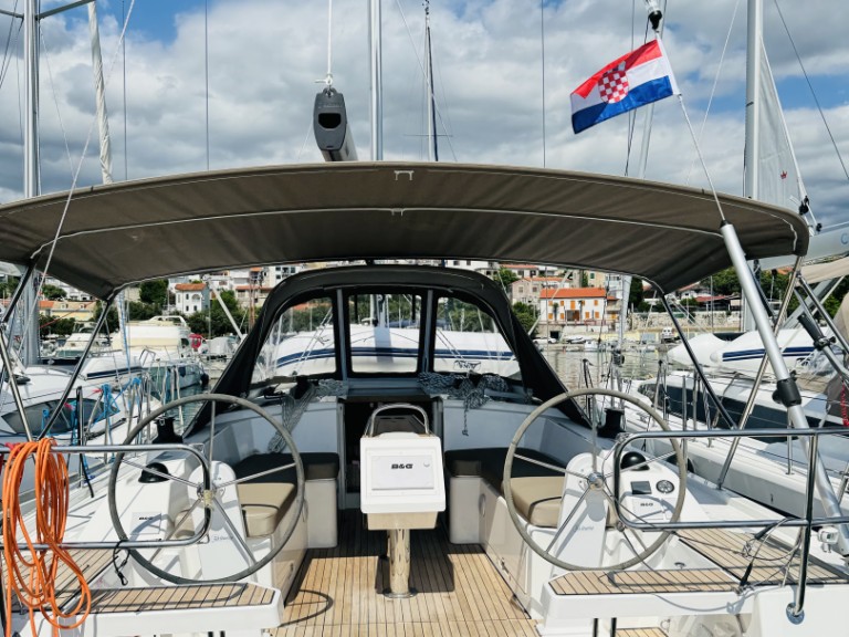 Location bateau Novi Vinodolski pas cher Bavaria C38