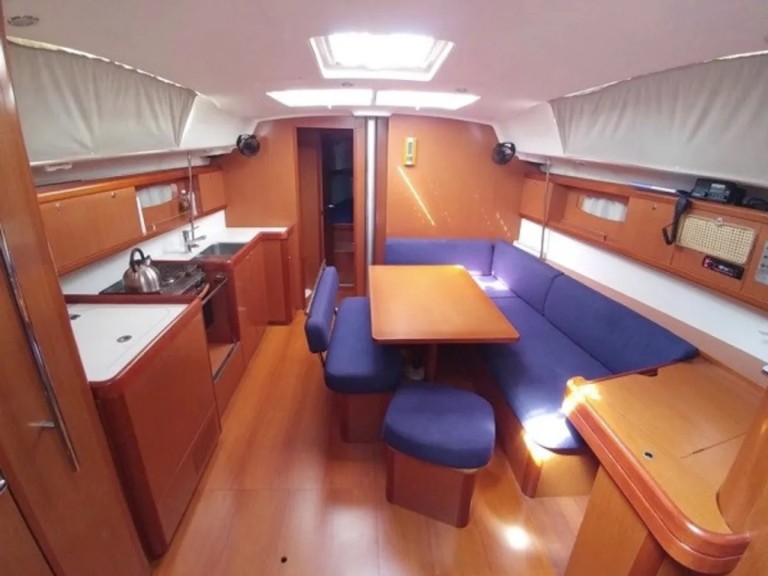 Location Voilier à Éleusis - Bénéteau Oceanis 43