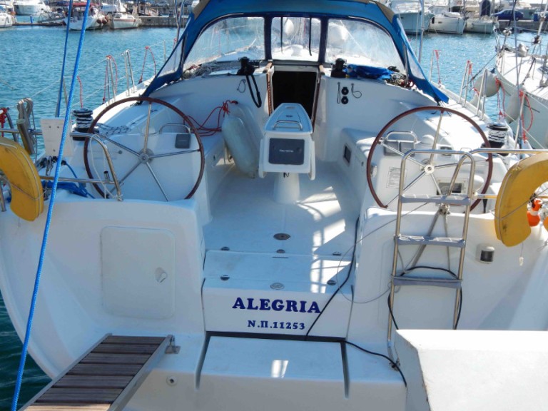 Location bateau Bénéteau Cyclades 50.5 à Le Pirée sur Samboat