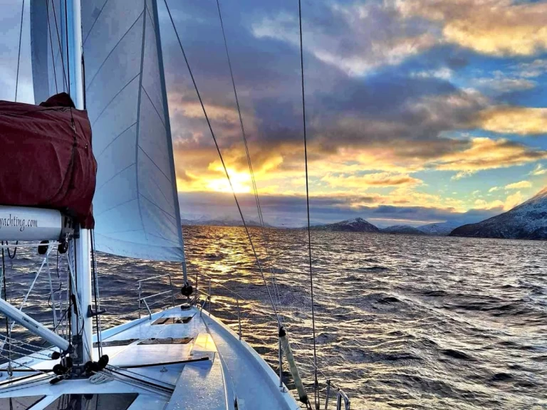 Louez un Hanse Hanse 458 à Eidkjosen