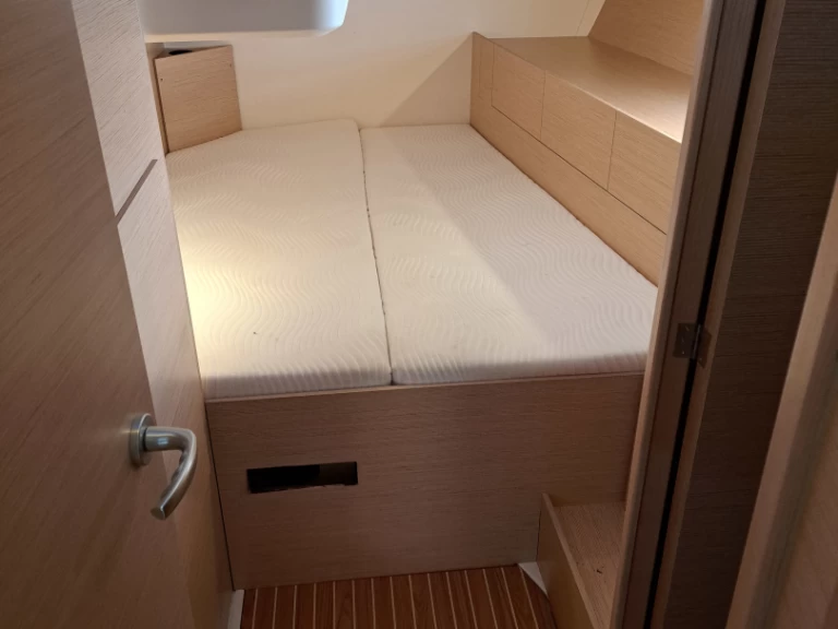 Voilier à louer à Lávrio au meilleur prix