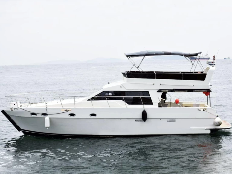 Yacht à louer à Eminönü au meilleur prix