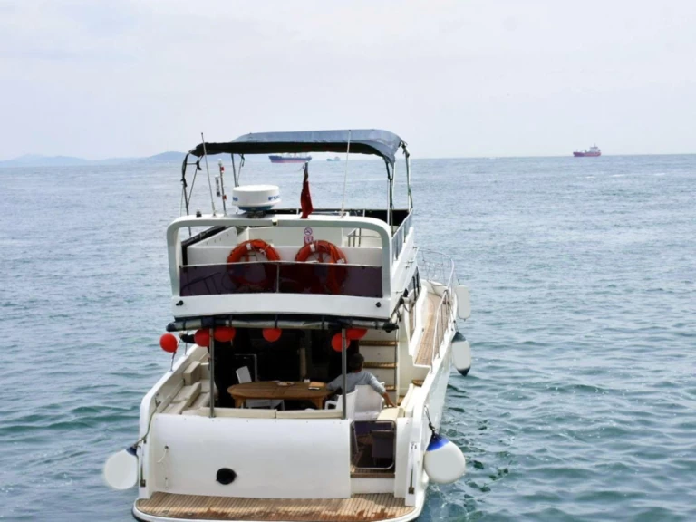 costom made  costom made a louer à Eminönü