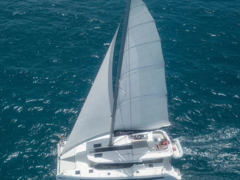 Location bateau Antigua Island pas cher Leopard 50