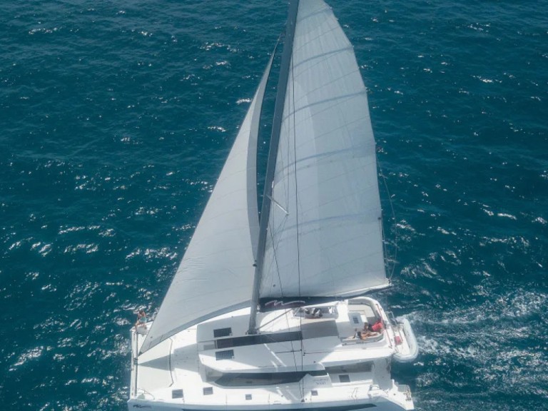 Leopard Leopard 50 a louer à Marigot