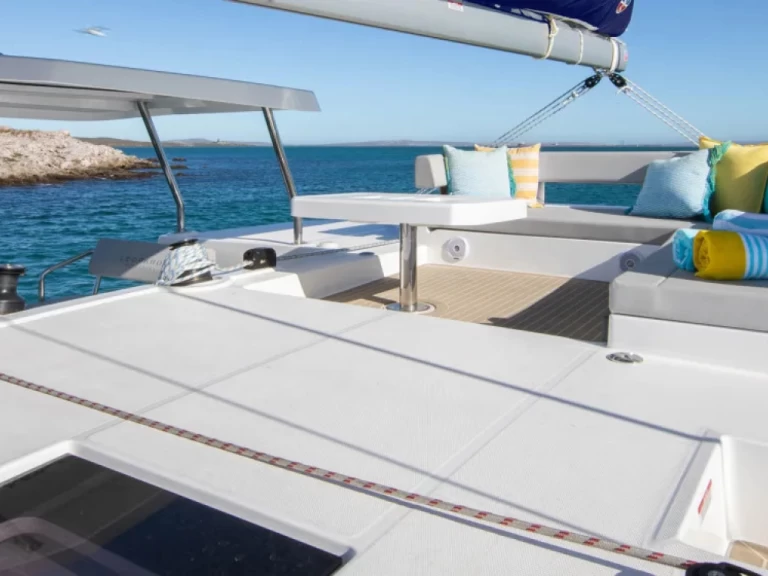 Louer Catamaran avec ou sans skipper Leopard à Raiatea