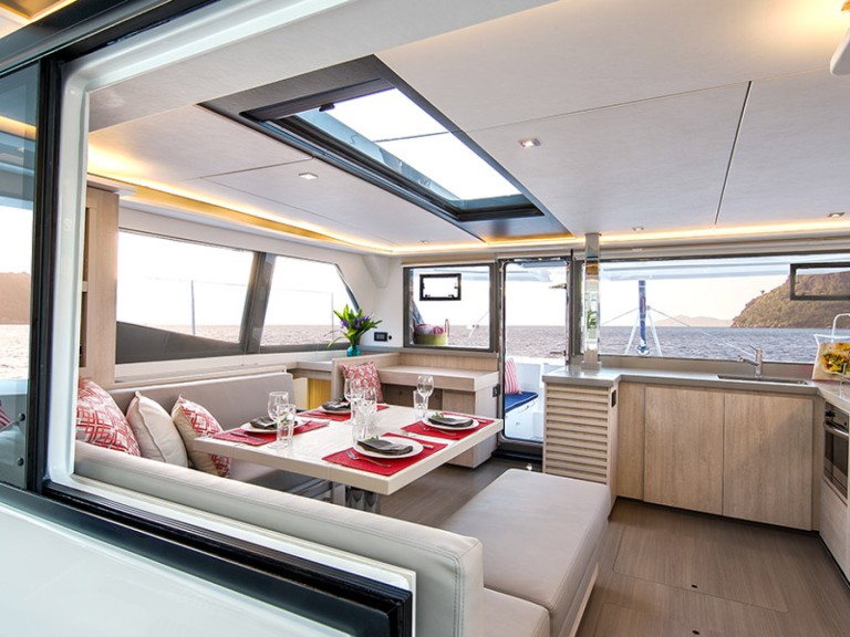 Location bateau Marina (Ville) pas cher Leopard 45