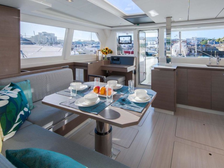 Catamaran à louer à Marigot au meilleur prix