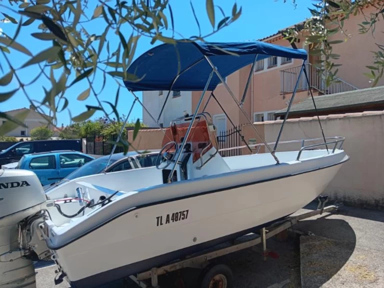 Louez un T.a mare monella 505 à Le Pradet