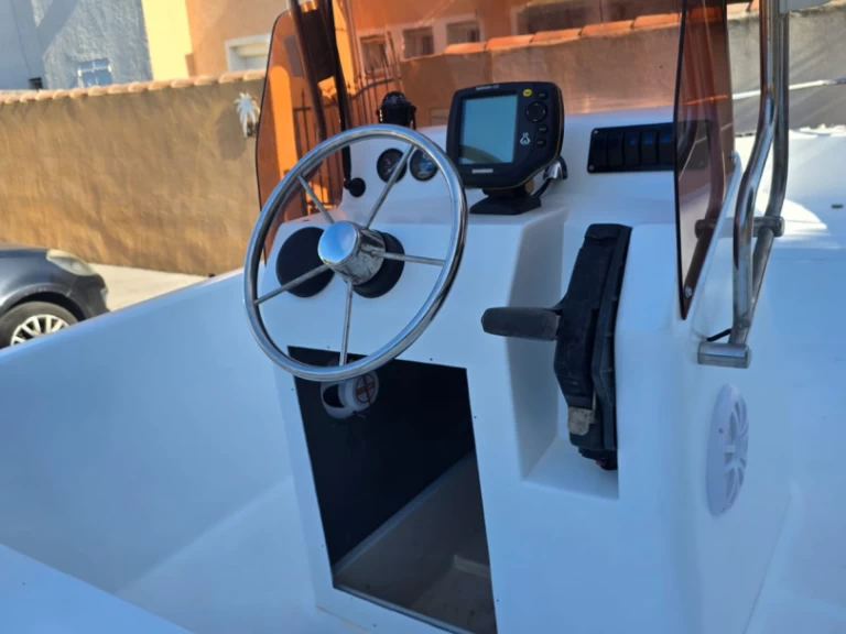 Location bateau T.a mare monella 505 à Le Pradet sur Samboat