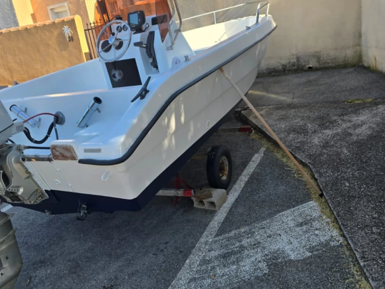 Location Bateau à moteur T.a mare avec permis