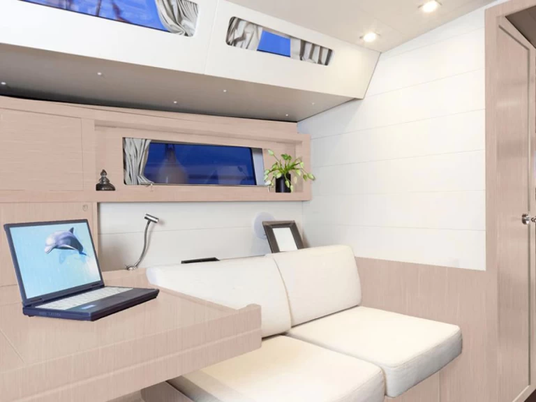 Bénéteau Oceanis 48 a louer à Furnari