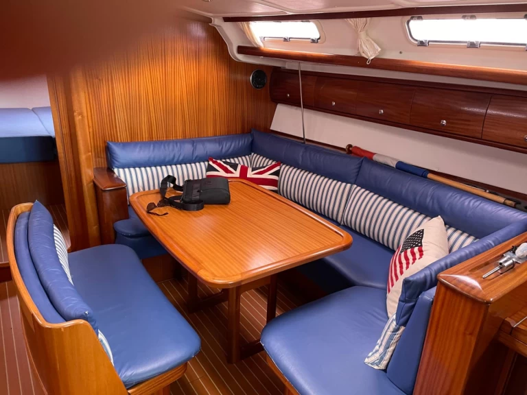 Location Voilier à Almere Poort - Bavaria Bavaria 44