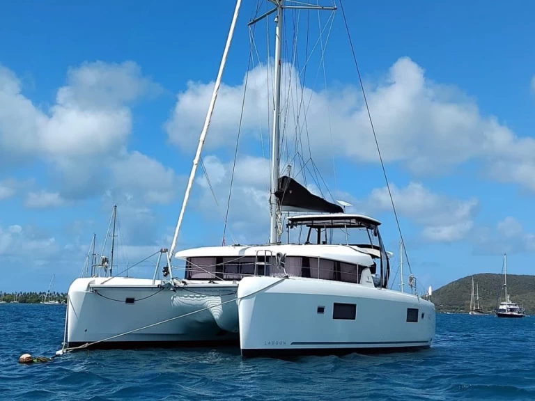 Lagoon Lagoon 42 a louer à Le Marin