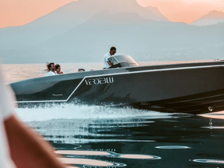 Location Bateau à moteur Frauscher avec permis
