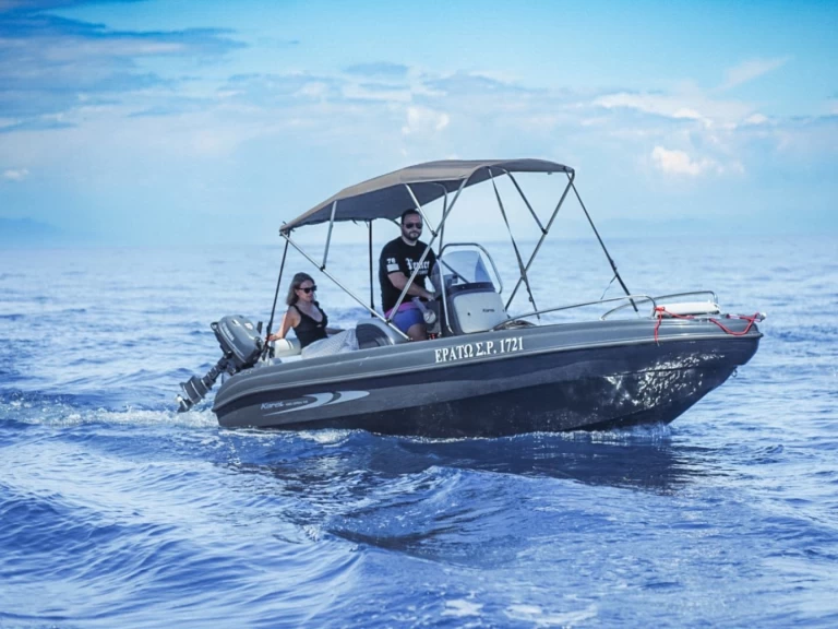 Louez un Karel XS 480 à Rhodes (Ville)