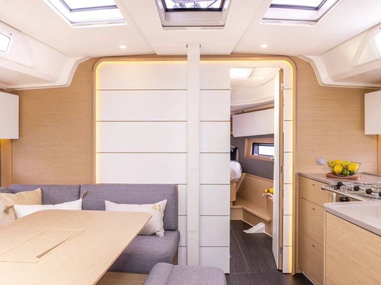 Location bateau Dubrovnik pas cher Dufour 41