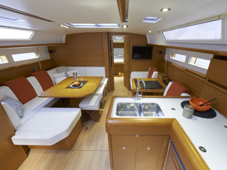 Location bateau Marina (Ville) pas cher Sun Odyssey 479