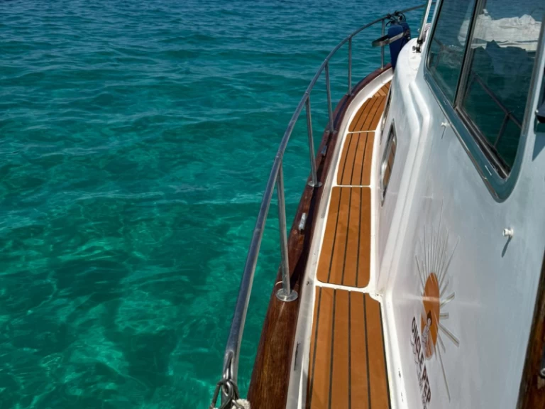 Location bateau Menorquin-Yachts Conquisrtador 43 à Palma de Majorque sur Samboat