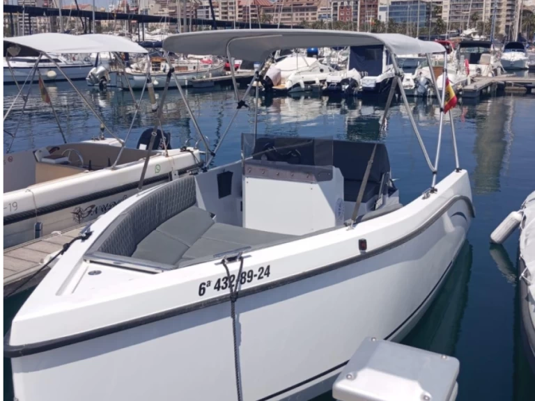 Location bateau Alicante pas cher Crimat Silver 560