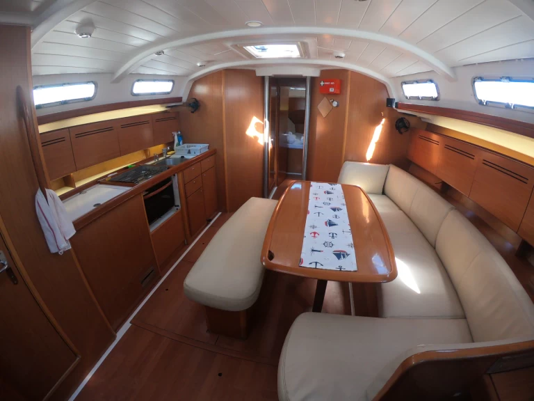 Louez un Bénéteau Cyclades 43.4 à Gümbet