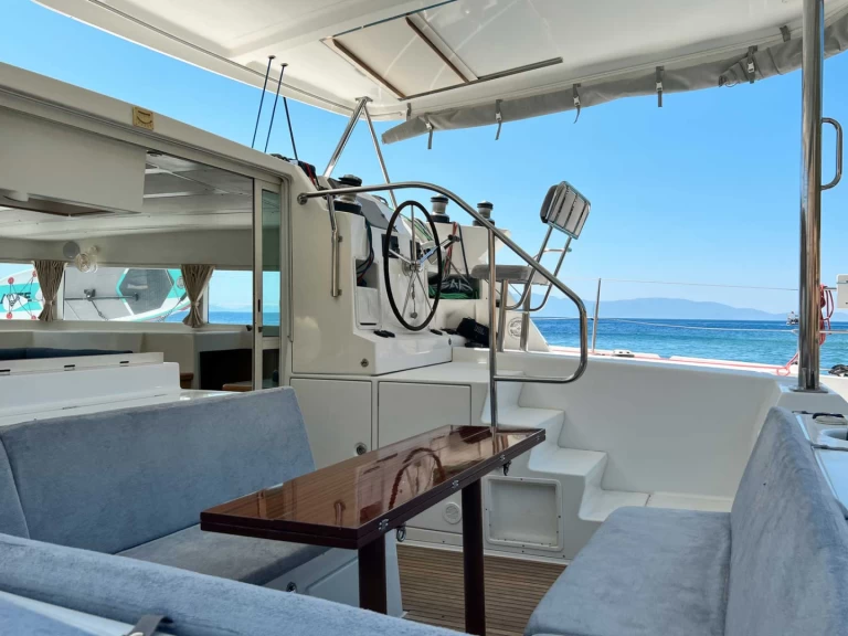 Location bateau Gümbet pas cher Lagoon 420