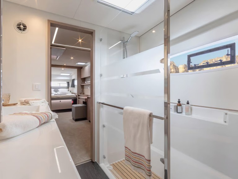 Location à Furnari - Fountaine Pajot Elba 45 sur SamBoat