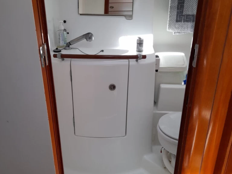 Louer Voilier avec ou sans skipper Bénéteau à Pýlos