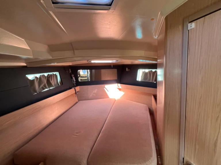 Bénéteau Oceanis 41.1 a louer à Lefkáda