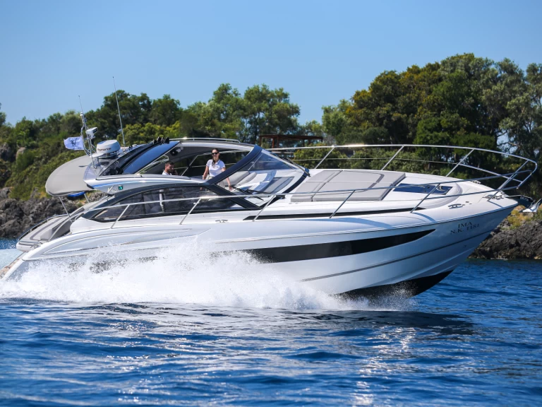 Location bateau Princess Princess V40 à Gouviá sur Samboat