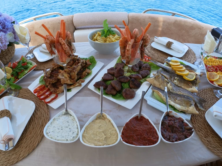 Location bateau Kemer pas cher Sunseeker Manhattan 56