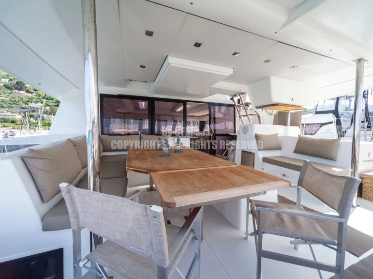 Location Catamaran à Capo d'Orlando - Fountaine Pajot Saba 50