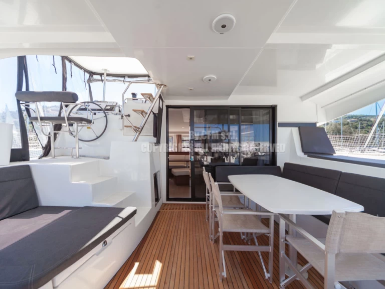 Lagoon Lagoon 42 a louer à Capo d'Orlando