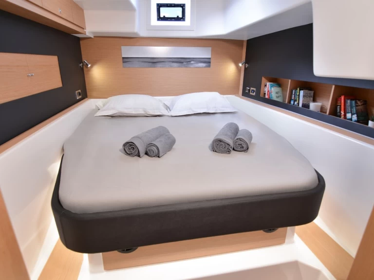 Dufour Dufour Catamarans 48 Sail a louer à Capo d'Orlando