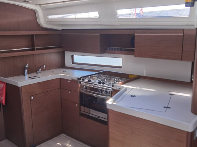 Location à Sámi - Bénéteau Oceanis 40.1 sur SamBoat