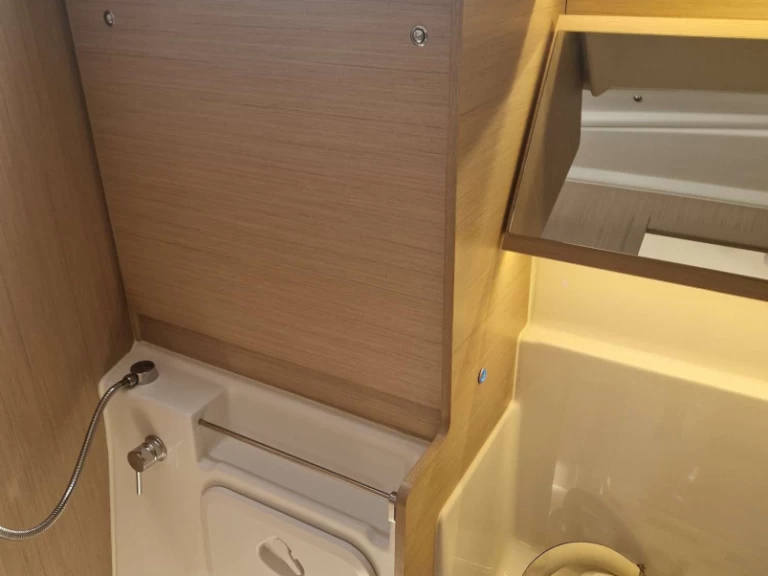 Voilier à louer à Gouviá au meilleur prix