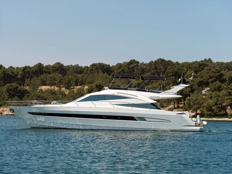 Location bateau Sibenik pas cher Galeon 640 Fly