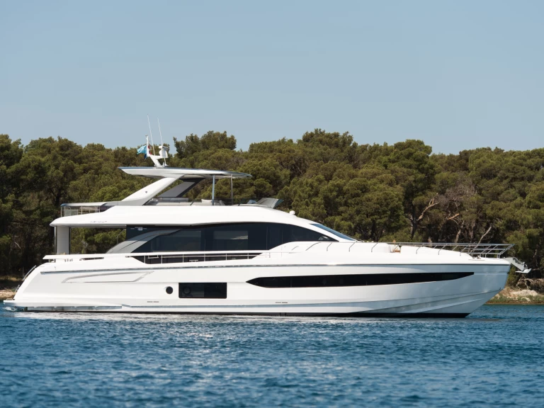 Azimut Azimut 78 Fly a louer à Sibenik
