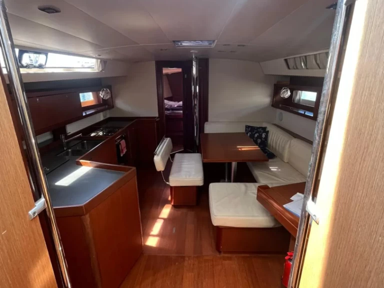 Louez un Bénéteau Oceanis 45 à Marmaris (district)