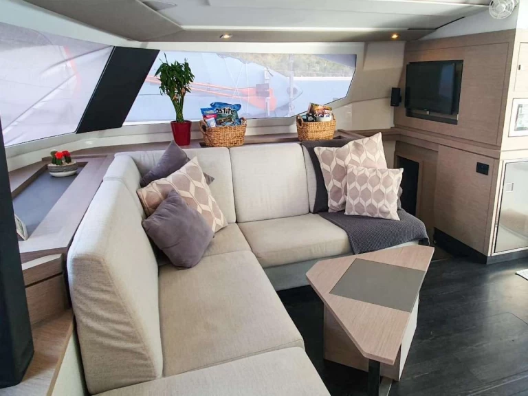 Location bateau Road Town pas cher Saona 47