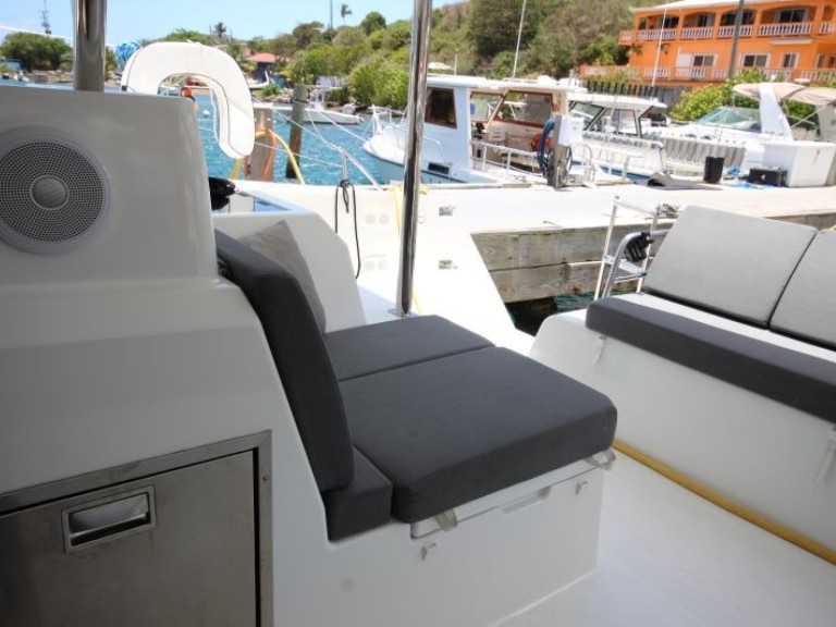 Louez un Fountaine Pajot Astrea 42 à Road Town