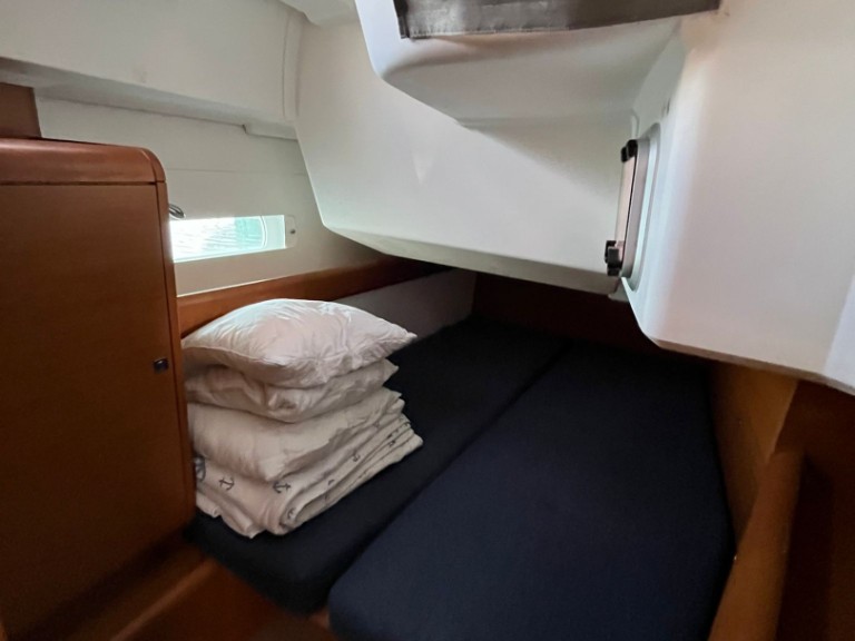 Jeanneau Sun Odyssey 479 a louer à Sukošan
