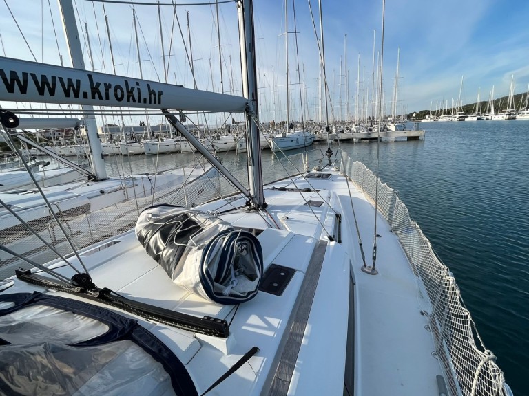 Louez un Jeanneau Sun Odyssey 479 à Sukošan