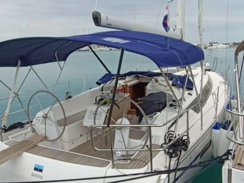 Location bateau Sukošan pas cher Cruiser 37