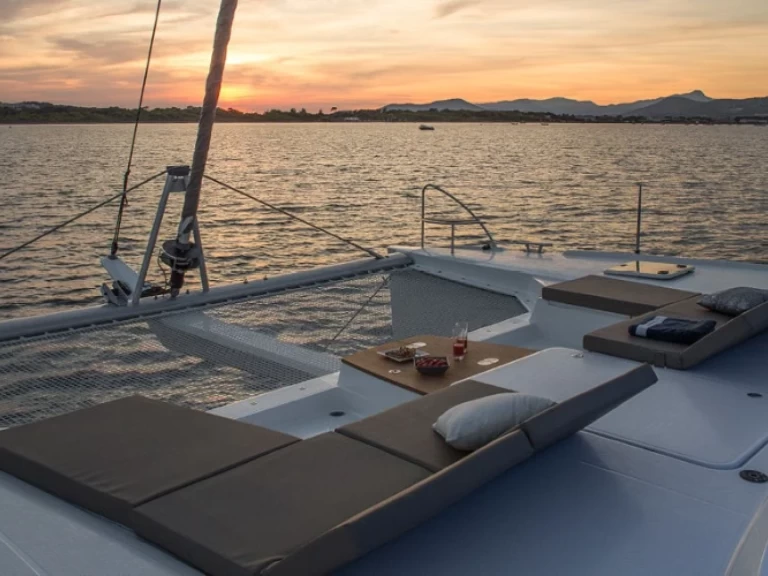 Catamaran à louer à Ajaccio au meilleur prix