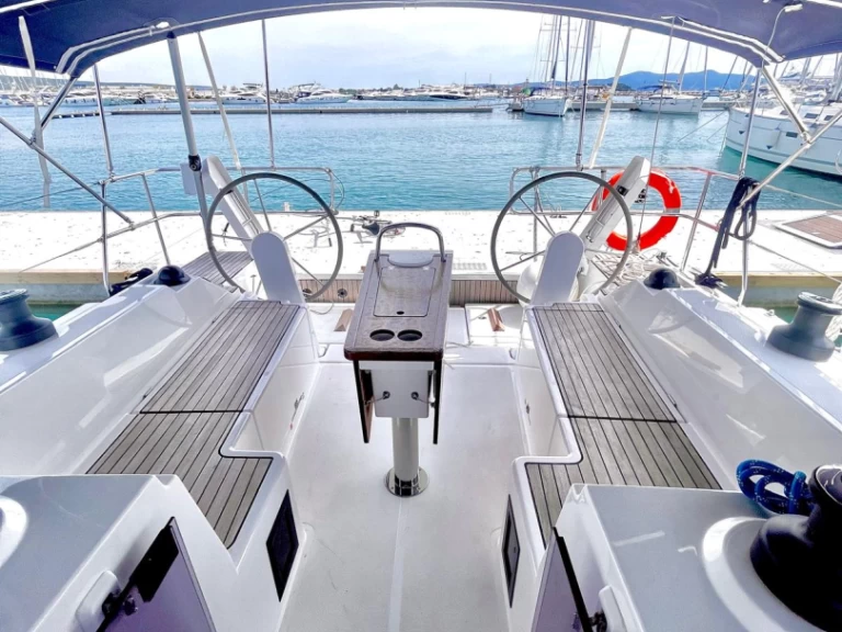 Bavaria Bavaria C 38 a louer à Sukošan