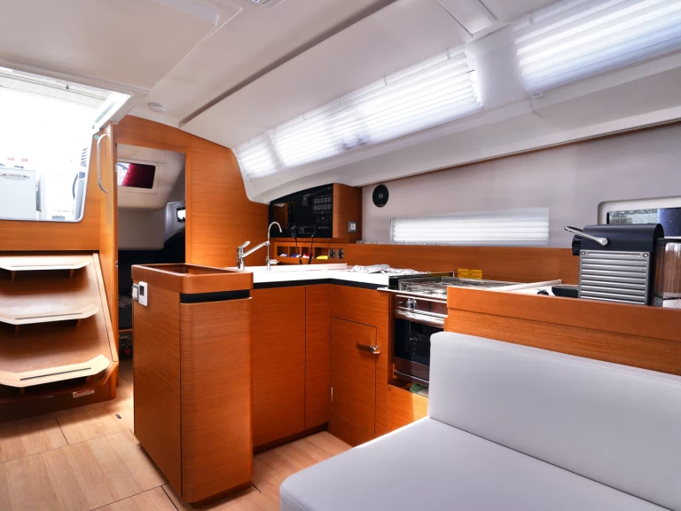 Location Voilier Jeanneau avec permis